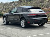 Used 2025 Porsche Macan image 3