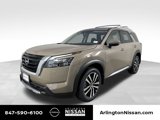 New 2025 Nissan Pathfinder Platinum image 2