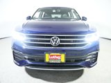 Used 2023 Volkswagen Tiguan SEL R-Line image 2