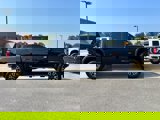 Used 2021 GMC Sierra 2500 AT4 w/ AT4 Premium Plus Package image 4