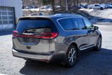 Used 2022 Chrysler Pacifica Pinnacle image 5
