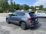 Used 2023 Volkswagen Taos SE image 3