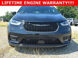 New 2026 Chrysler Pacifica Limited image 2