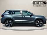 New 2025 Volkswagen Taos SE image 2