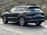 Used 2023 Porsche Cayenne image 3