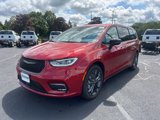 New 2026 Chrysler Pacifica Select image 3