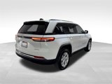 Used 2023 Jeep Grand Cherokee Limited w/ Trailer Tow Prep Group (B) image 4