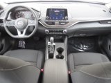 Used 2025 Nissan Altima 2.5 SV image 3