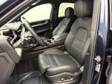 Certified 2024 Porsche Cayenne Coupe image 5