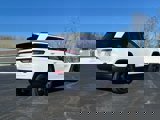 Used 2022 Jeep Grand Cherokee Altitude image 3