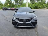 Used 2020 Toyota Camry SE image 2