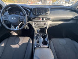 Used 2019 Hyundai Santa Fe SE image 6