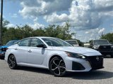 Used 2025 Nissan Altima 2.5 SR image 2