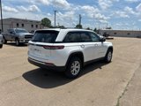 Used 2023 Jeep Grand Cherokee Limited image 5