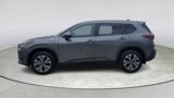 Used 2022 Nissan Rogue SV image 4