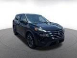 Used 2024 Nissan Rogue SV image 3