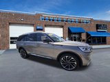 Used 2020 Lincoln Aviator Reserve w/ Equipment Group 202A image 3