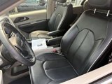 Used 2022 Chrysler Pacifica Limited image 5