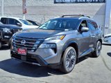 New 2025 Nissan Rogue Platinum image 3