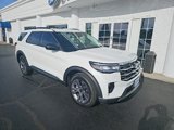 New 2025 Ford Explorer Active w/ Active Comfort Package image 2