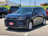 Used 2024 Toyota Grand Highlander XLE image 3