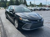 Used 2023 Toyota Camry LE image 3