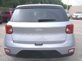 Used 2023 Hyundai Venue SE image 6