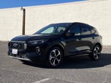 Used 2024 Ford Escape ST-Line Elite w/ Premium Technology Package image 2