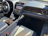 New 2025 Bentley Bentayga image 2