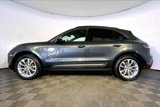 Certified 2023 Porsche Macan image 4