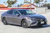 Used 2023 Toyota Camry SE image 3