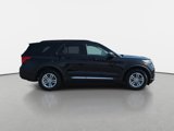 Used 2023 Ford Explorer XLT image 4