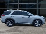 New 2025 Nissan Pathfinder Platinum image 4
