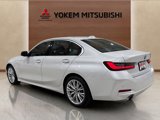 Used 2024 BMW 330e image 3