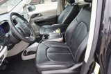 Certified 2023 Chrysler Pacifica Touring-L image 5
