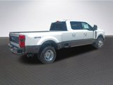 New 2025 Ford F350 4x4 Crew Cab DRW Super Duty image 4
