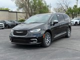 New 2025 Chrysler Pacifica Pinnacle image 2