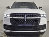 New 2025 Lincoln Navigator Reserve image 3
