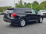 Certified 2022 Ford Explorer XLT w/ Equipment Group 202A image 3