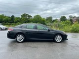 Used 2019 Toyota Camry LE image 2