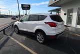 Used 2019 Ford Escape SE image 4