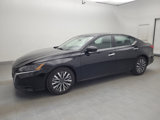 Used 2023 Nissan Altima 2.5 SV image 2