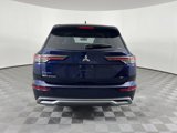 New 2025 Mitsubishi Outlander SE image 4