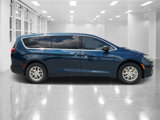 New 2025 Chrysler Pacifica Select image 2