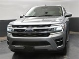 Used 2023 Ford Expedition Limited image 3