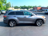 Used 2016 Toyota Highlander XLE image 3