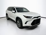 Used 2024 Toyota Grand Highlander Limited image 3