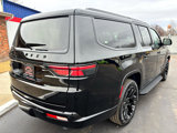 Used 2024 Jeep Wagoneer L Series II w/ Convenience Group I image 3