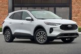 New 2025 Ford Escape SE image 2
