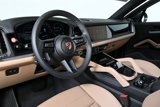 Used 2025 Porsche Cayenne image 4
